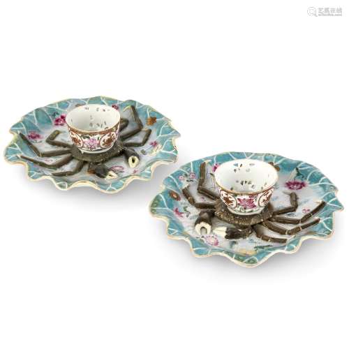 A PAIR OF CHINESE EXPORT PORCELAIN FAMILLE ROSE RETICULATED ...