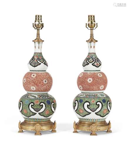 A PAIR OF ORMOLU-MOUNTED CHINESE EXPORT PORCELAIN TRIPLE GOU...