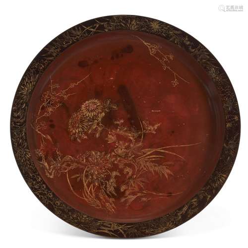 A LARGE CHINESE LACQUERED WOOD DISH