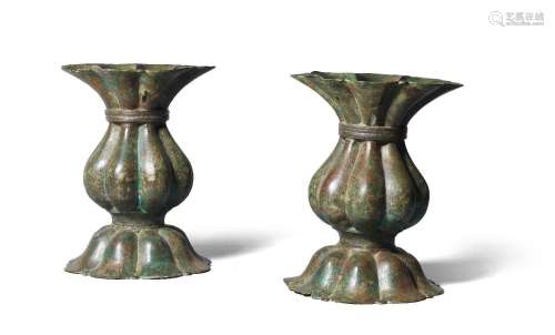 【R】A pair of Khorasan bronze vases Persia, 12th Century(2)