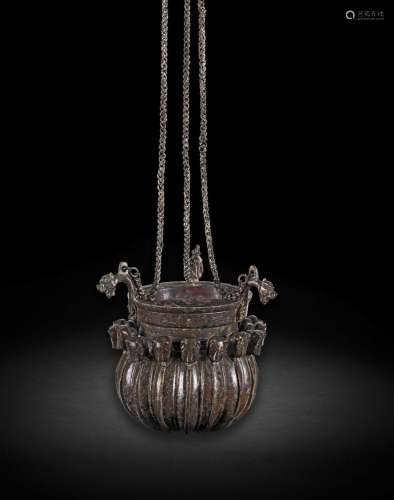 【R】A rare Timurid bronze hanging oil lamp Persia or Central ...