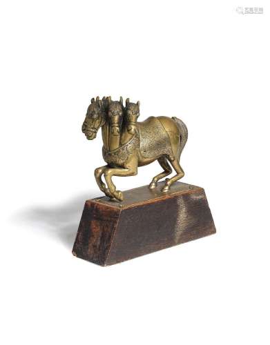 【*】A bronze sculpture of a five-headed horse, probably Uchch...