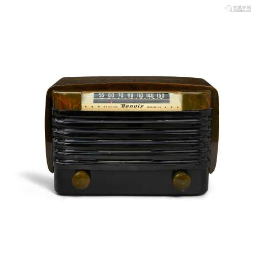 BENDIX 526C Radio1946 designed by Frank Glover, green and bl...