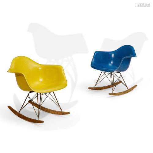 【W】CHARLES AND RAY EAMES Two 'RAR' Rocking Chairs1950sfiberg...