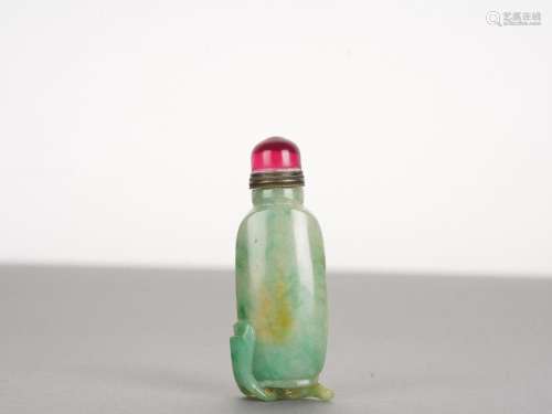 Chinese Qing Antique Jadeite Snuff Bottle