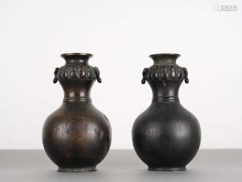 Pair of Chinese Qing Antique Bronze Vases