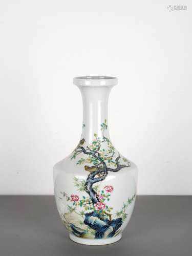 Chinese Antique Republic Famille Rose Vase