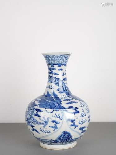 Chinese Qing Blue and White Dragon Vase