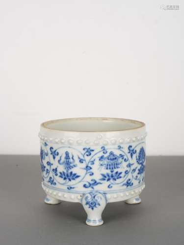 Chinese Antique Blue and White Tripod Censer