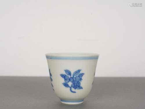 Chinese Antique Blue and White Cup