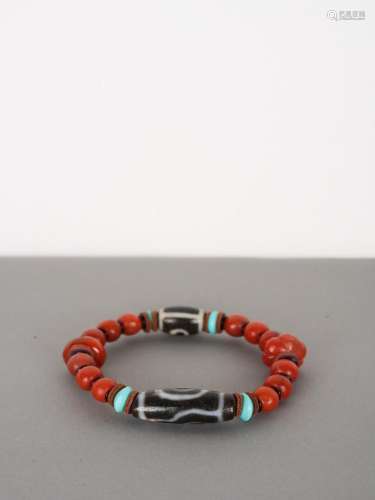 Fine Antique Tibetan Dzi Beads Bracelet