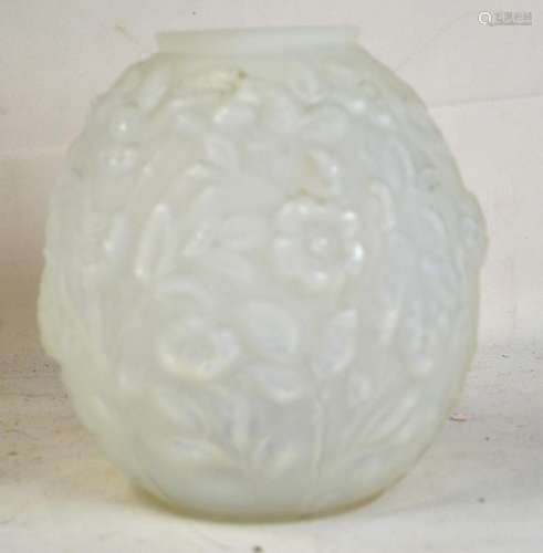 Verlys Art Opalescent Glass Vase