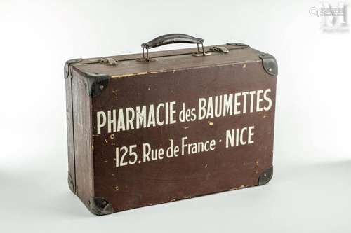 Valise de pharmacie