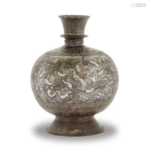 A BIDRI HOOKAH BASE BIDAR, DECCAN, INDIA, CIRCA 1700