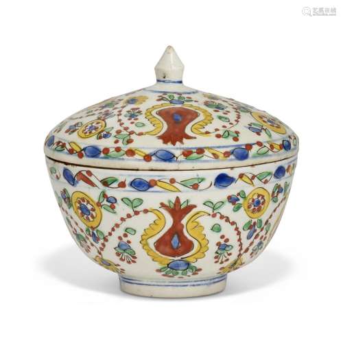 A KÜTAHYA POTTERY BOWL AND COVER OTTOMAN TURKEY, 18TH CENTUR...