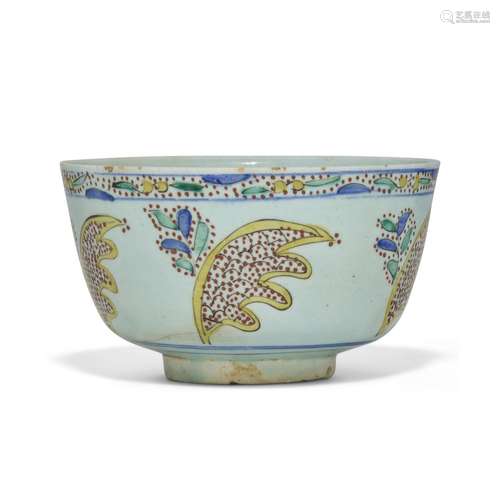 A LARGE KÜTAHYA POTTERY BOWL OTTOMAN TURKEY, 18TH CENTURY