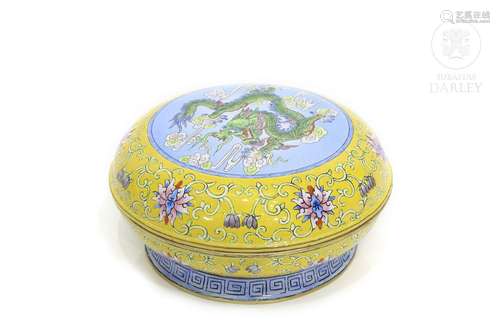 A large enamel decorated "dragon" box, 20th centur...