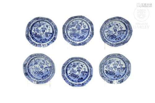 Group of six Chinese porcelain dishes, Qing dynasty