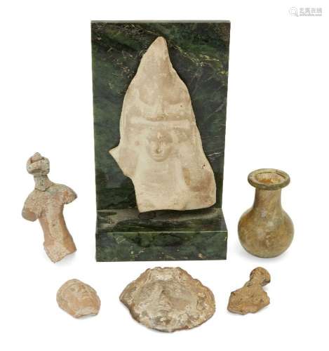 A miscellaneous group of antiquities<br />
Circa 7th Century...
