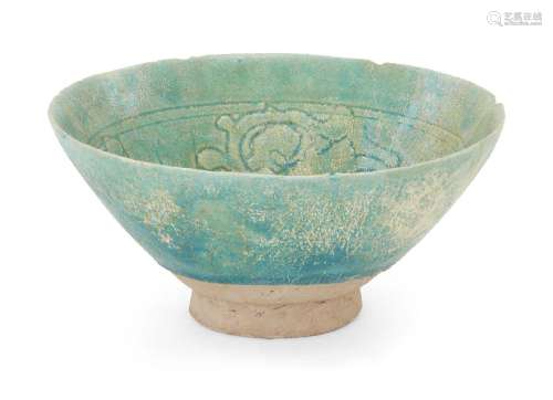 An incised ware turquoise glaze pottery bowl, Gurgan, Persia...