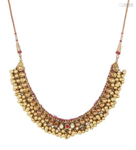 Property of a Lady<br />
<br />
A gold necklace, South India...