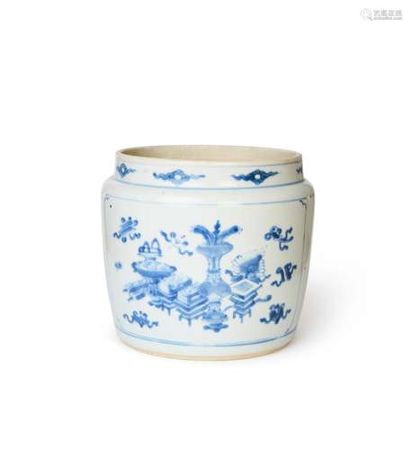 A CHINESE BLUE & WHITE JAR, KANGXI PERIOD (1662-1772)