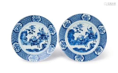 A PAIR OF CHINESE BLUE & WHITE PLATES, KANGXI PERIOD (16...