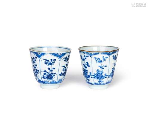 A PAIR OF CHINESE BLUE & WHITE WINE CUPS, KANGXI PERIOD ...