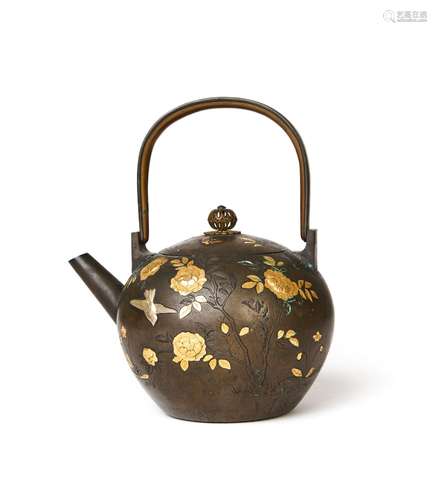 A JAPANESE MIX METAL TEAPOT, MEIJI PERIOD (1868-1912)