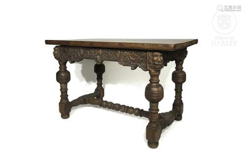 Refectory table with Renaissance elements, 19th century