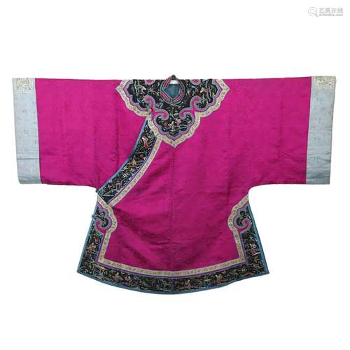 A PINK-GROUND EMBROIDERED LADY'S ROBE