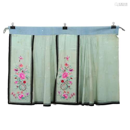 A PALE GREEN-GROUND EMBROIDERED 'FLOWER' SKIRT