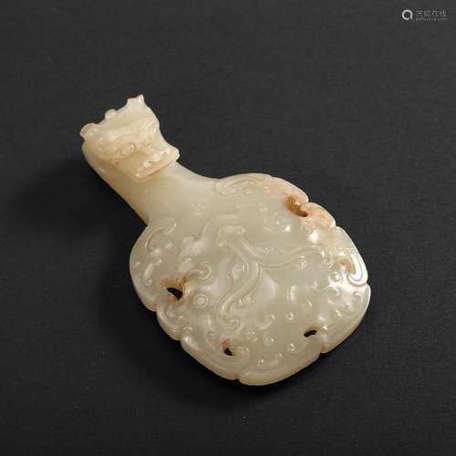 A WHITE JADE 'DRAGON' BELT HOOK