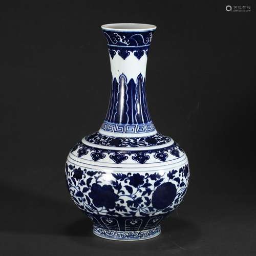 A BLUE AND WHITE 'LOTUS SCROLLS' BOTTLE VASE