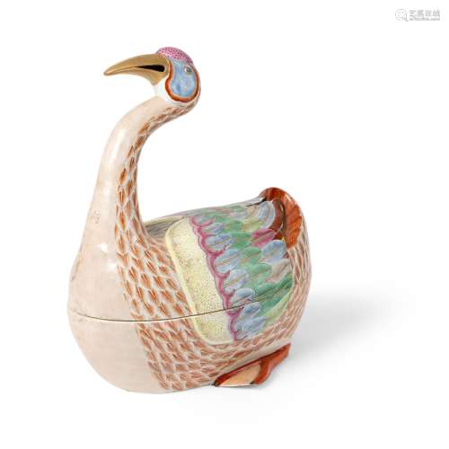 FAMILLE ROSE 'GOOSE' TUREEN AND COVER 20TH CENTURY