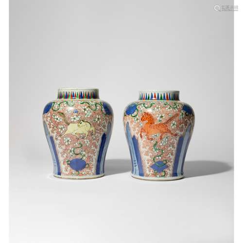 PAIR OF WUCAI 'HORSES' JARS LATE QING TO REPUBLIC PERIOD, 19...