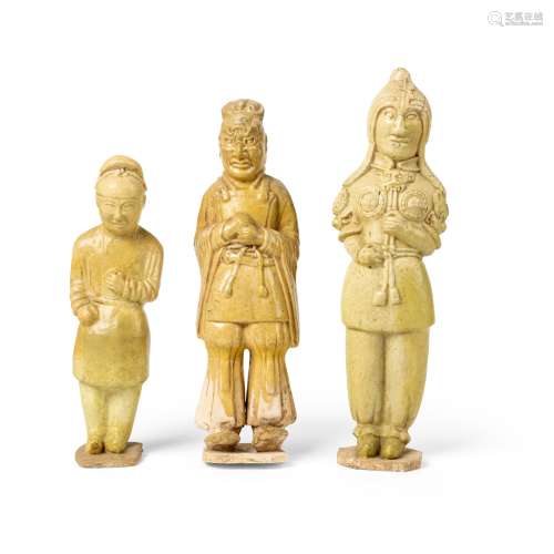 GROUP OF THREE STRAW-GLAZED POTTERY FIGURES SUI DYNASTY, 581...