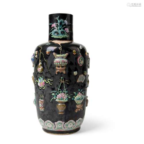 FAMILLE ROSE RELIEF-MOULDED 'ANTIQUITIES' VASE QING DYNASTY,...