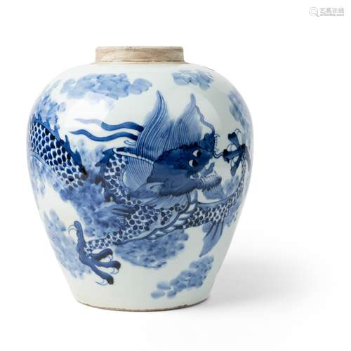 BLUE AND WHITE 'DRAGON' JAR LATE MING TO QING DYNASTY, 17TH ...