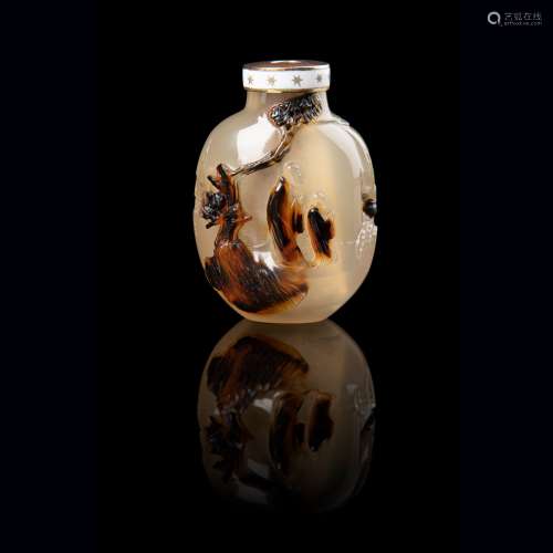 AGATE 'MONKS' SNUFF BOTTLE QING DYNASTY, 19TH CENTURY