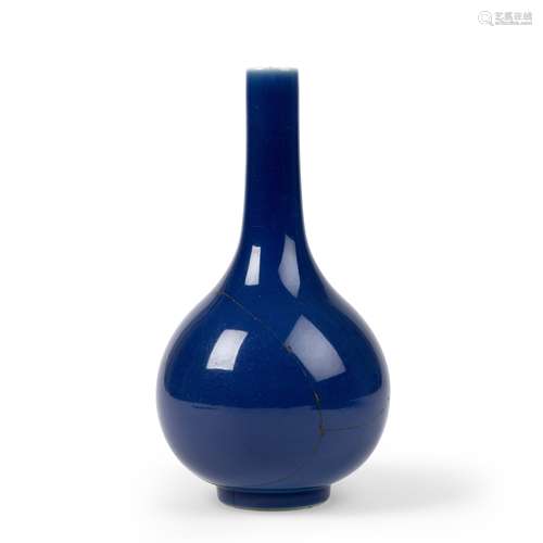 BLUE-GLAZED BOTTLE VASE QIANLONG MARK