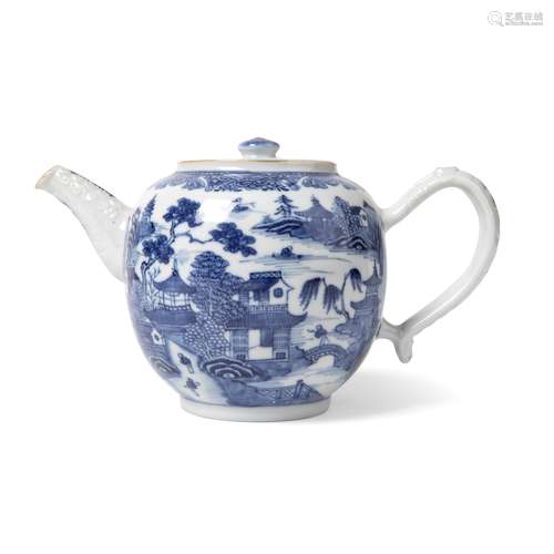 BLUE AND WHITE LIDDED TEAPOT QING DYNASTY, QIANLONG PERIOD