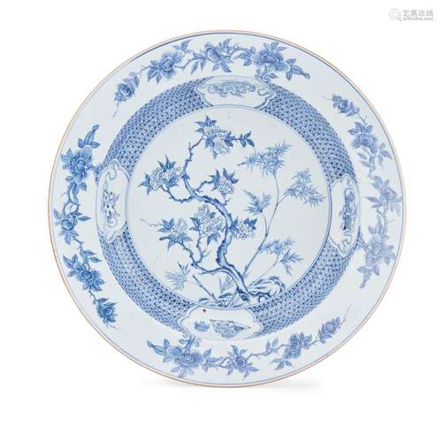 LARGE BLUE AND WHITE BASIN QING DYNASTY, QIANLONG PERIOD