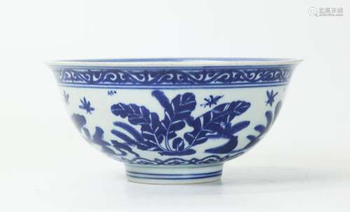 Chinese Blue & White Porcelain Leafy Bowl