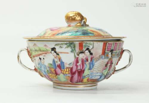 Chinese 19C Rose Mandarin Porcelain Covered Bowl