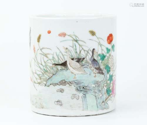 Chinese Famille Rose Enamel Porcelain Brush Pot