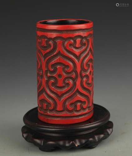 FINE CHINESE CARVED LACQUER PEN HOLDER
