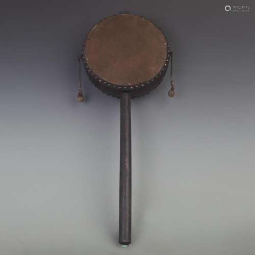 A FINE OLD CHINESE MUSIC INSTRUMENT