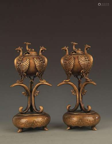 A HIGH FOOT CHICKEN STYLE BRONZE INCENSE BURNER