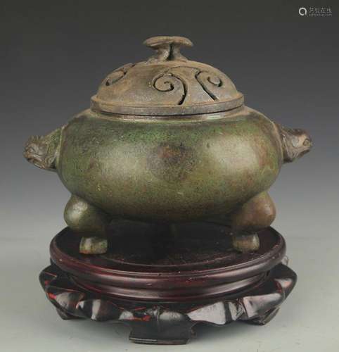 A BRONZE ANIMAL EAR INCENSE BURNER BURNER